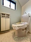 ■現地撮影写真■1・2階ともに清潔感ある綺麗なお手洗を完備！