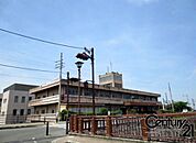 御所市役所まで1366m