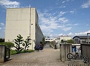 上牧町立上牧中学校まで1750m