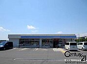 ローソン大和郡山小泉店まで881m