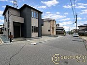 ■現地撮影写真■前面道路約6ｍでお車の出し入れも楽々！
