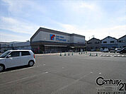 万代田原本店まで700m