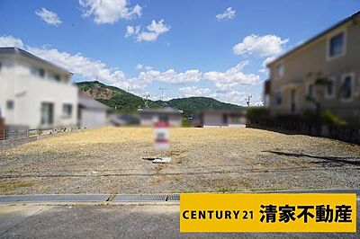 外観:A区画:小・中学校まで徒歩約7分圏内!(2026年08月撮影) 外観:A区画:小・中学校まで徒歩約7分圏内!(2026年08月撮影)