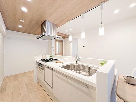食洗器付きなのは家事の負担を軽減してくれる嬉しいポイント♪