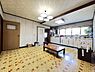 キッチン：ダイニングキッチンは広々10帖