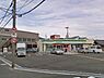 周辺：ファミリーマート貝塚二色店まで829m