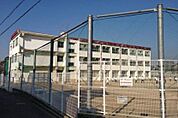 岸和田市立山直中学校まで1519m
