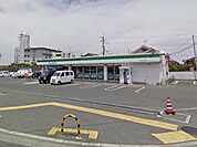 ファミリーマート岸和田土生東店まで299m