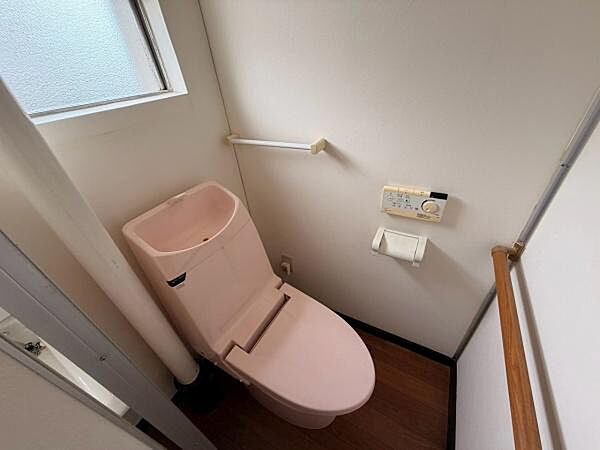 トイレを拡大表示