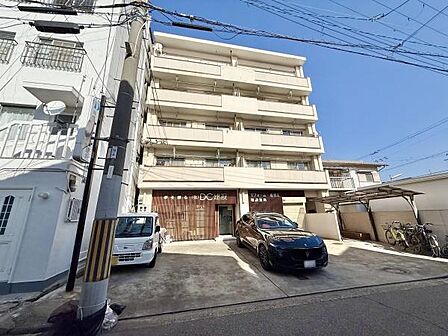 周辺は落ち着いた住環境です!