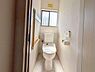 トイレ：節水型でエコなトイレには、今では当たり前のウォシュレット付き。便座を温める機能付き！