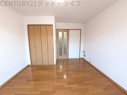 プリーザントハウスＪ-5 103 1階1Kのリビング/ダイニング