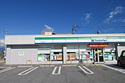 ファミリーマート長浜柳町店まで382m