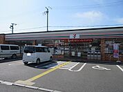 セブンイレブン内保東店まで685m