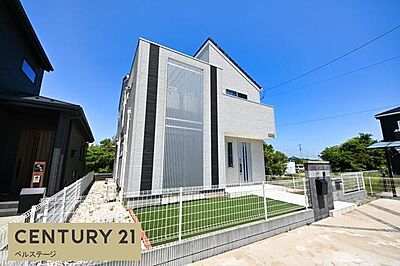 外観:たっぷりの陽光が舞い込む住まい! 外観:たっぷりの陽光が舞い込む住まい!
