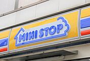 ミニストップ木更津請西3丁目店まで346m