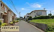 ゆとりの前面道路で出入りもスムーズです！