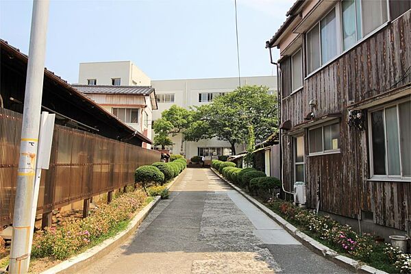 画像18:下関市立生野小学校（1410m）