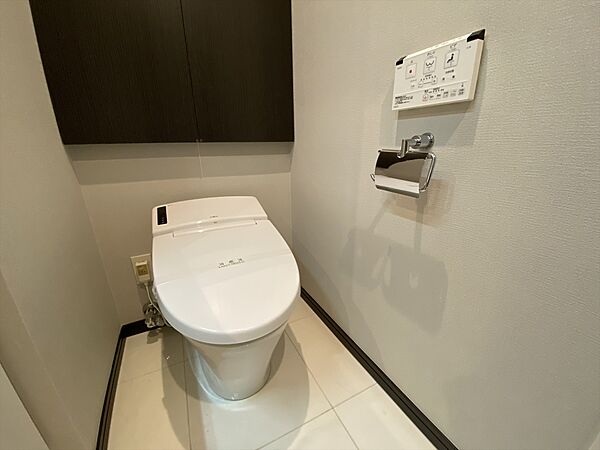 レゾンアレグレ 3階 | 東京都中央区湊 賃貸マンション トイレ
