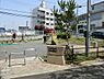 周辺：栗田谷第二公園まで229m、住宅街のスタンダードな公園です。公園の設備には水飲み・手洗い場があります。
