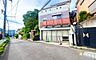その他：《前面道路》　■道路と敷地はフラットな地形です。
