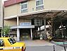 周辺：和田町駅（相模鉄道本線）まで331m、和田駅前商店街、仏向町水道道商店会の2つの商店街がある活気ある街。