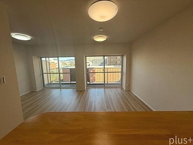 リビング/ダイニング マンハイム五条 4階/-