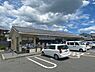周辺：セブンイレブン京都福王子店まで736m