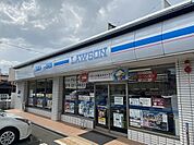 ローソン天神川七条店まで334m