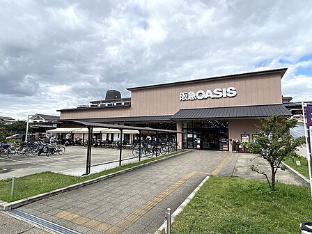 阪急オアシスかどの店まで410m