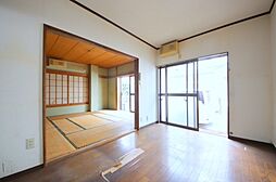 居間