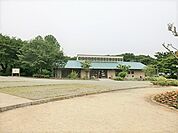 県立座間谷戸山公園まで401m