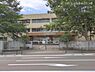 周辺：本町田ひなた小学校まで243m