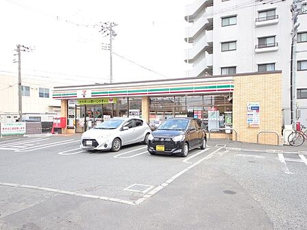 セブンイレブン大和下鶴間2丁目店まで262m