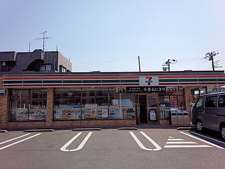 セブンイレブン相模原南台2丁目店まで130m