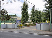柏市立南部中学校まで550m