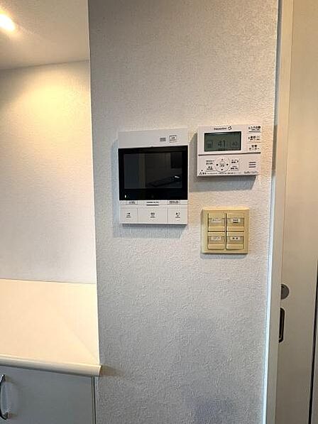 浴室のオートバスリモコン