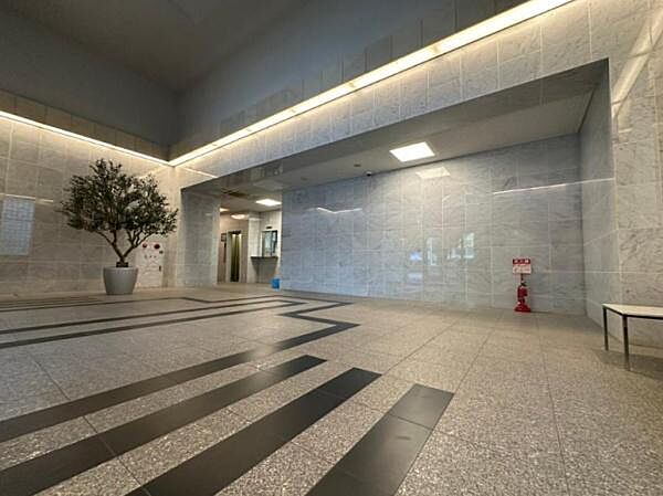 エントランスを拡大表示