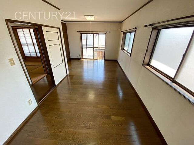 室内 前橋市上新田町1166-5