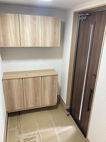 玄関 青森市八重田2丁目5-18