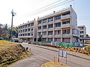 厚木市立玉川中学校まで1235m