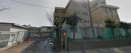 海老名市立杉本小学校まで891m
