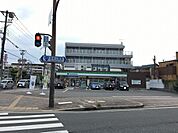 ファミリーマートまで132m、大阪府大阪市住吉区南住吉2-1-1