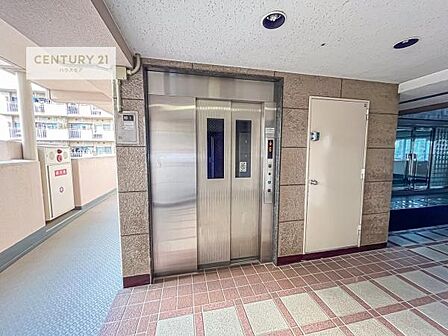 エレベーター完備で、日々の移動も快適。お疲れの日やお荷物の多い日でも、スムーズにご帰宅いただけます!