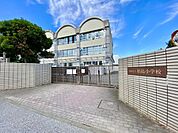 福岡市立松島小学校まで1200m、福岡市立松島小学校