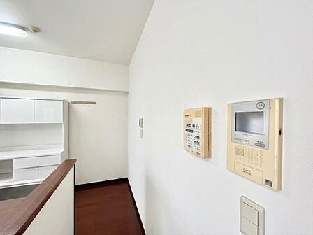 ■■カラーTVモニターホン■■※画像内の家具は、CG処理または画像加工により消去しています。