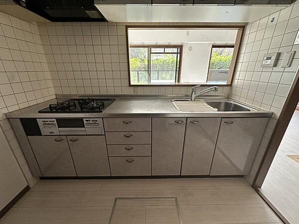 キッチンを拡大表示
