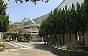 齋藤分小学校まで595m