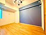 洋室：落ち着きのある色合いのお部屋です！