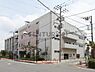 周辺：浜見保育園まで832m